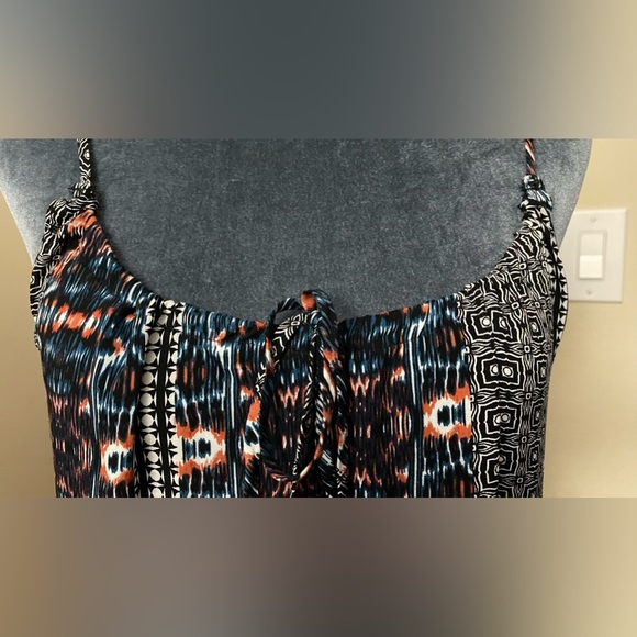 BCBG MaxAzria Printed Lightweight Maxi Dress Size Small - Picture 10 of 11